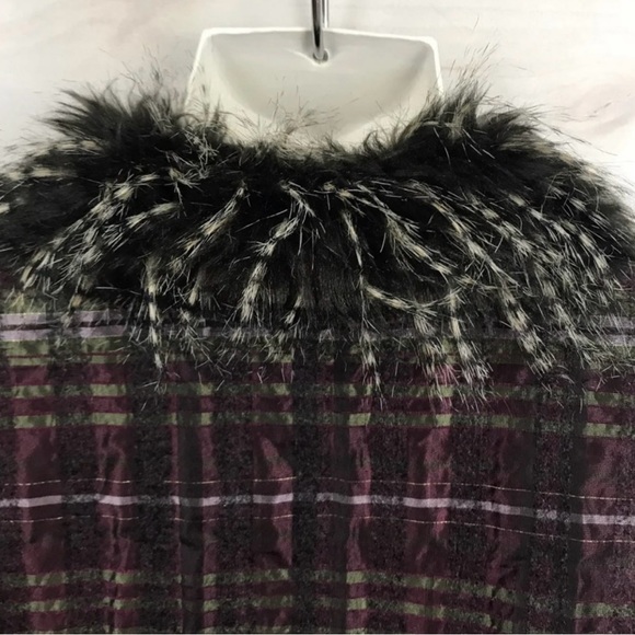 Chico’s 2 Purple and Green Plaid Fur Trimmed Jacket size L - Picture 7 of 10